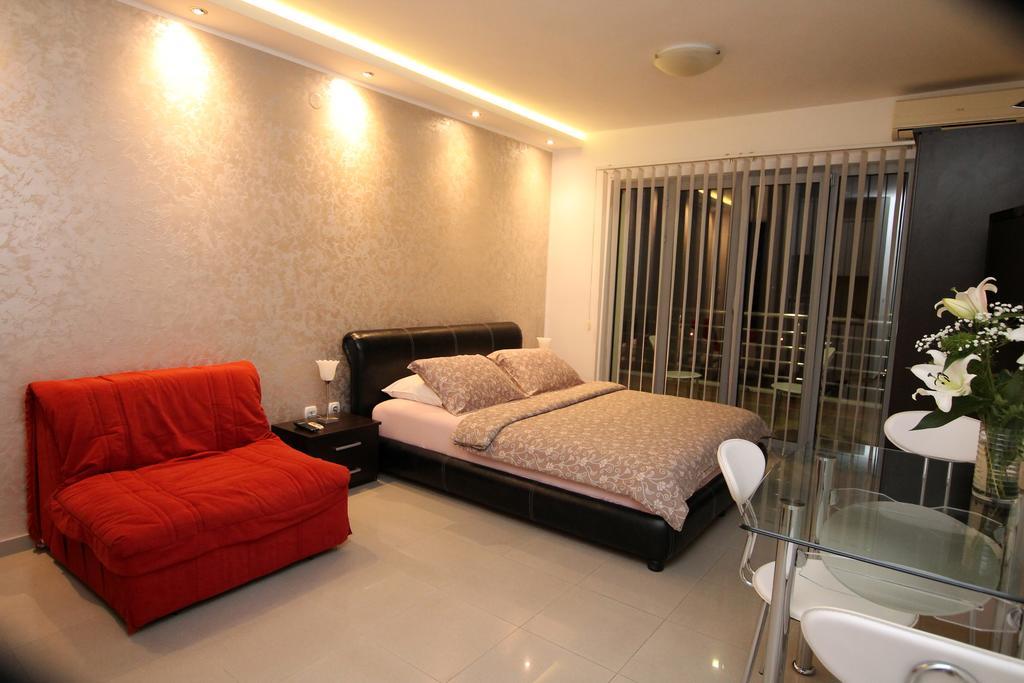 Montesun Residence Херцег-Нови Экстерьер фото
